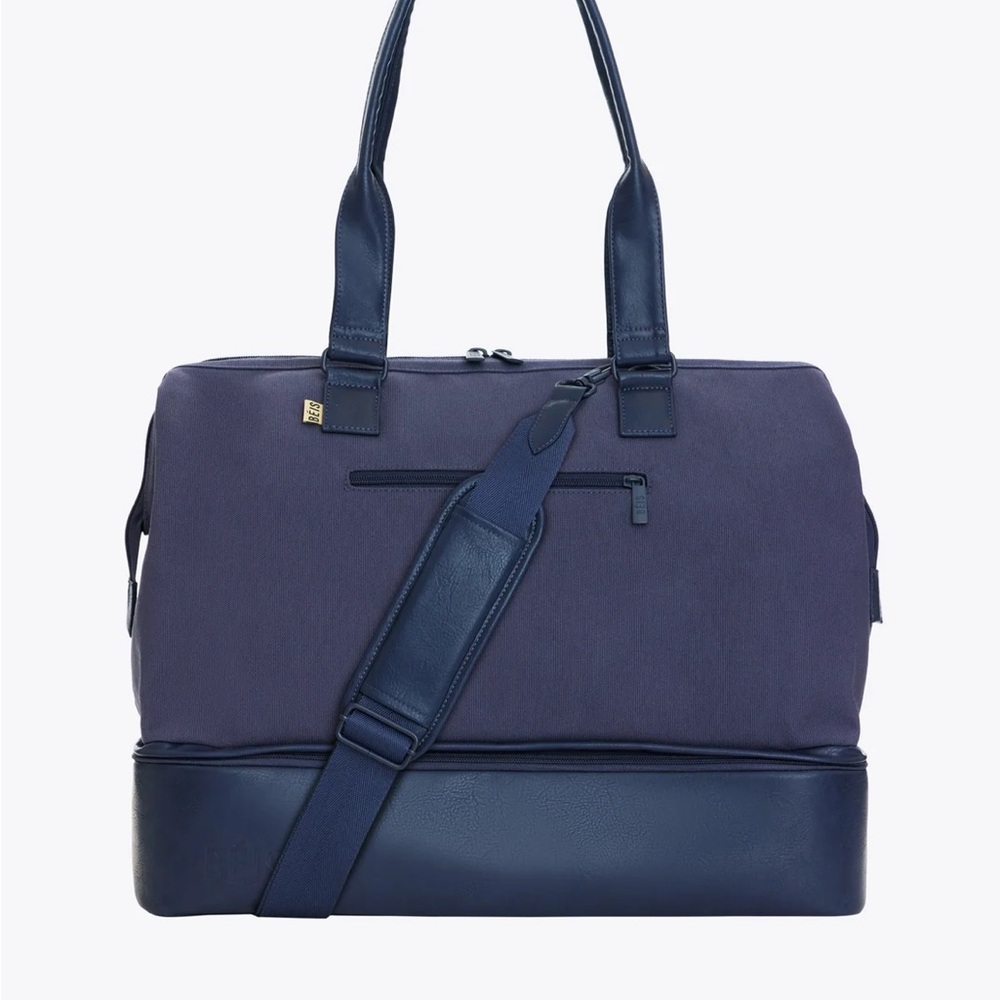 Like New Navy Beis Weekender Bag
